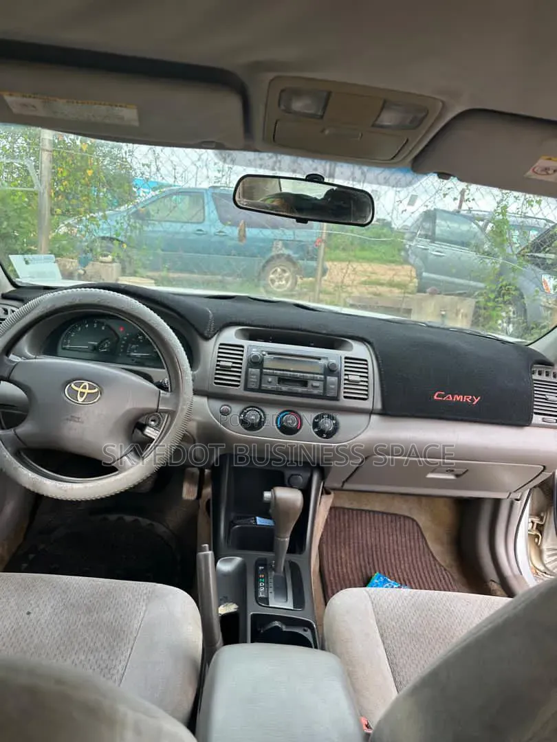 Toyota Camry 2003 Silver