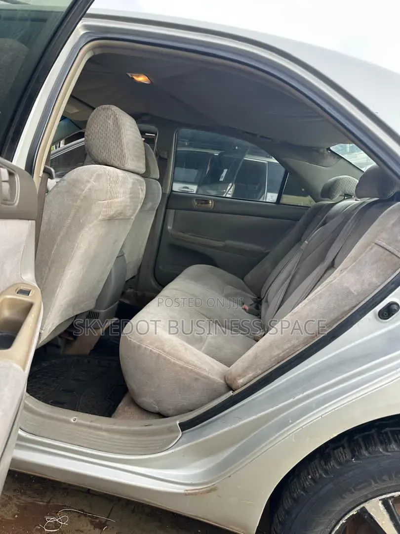 Toyota Camry 2003 Silver