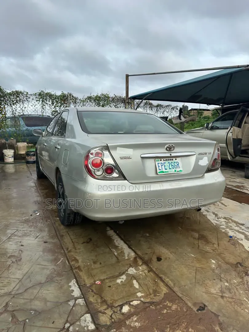 Toyota Camry 2003 Silver