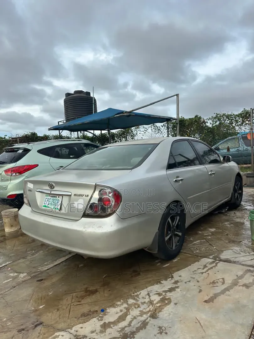 Toyota Camry 2003 Silver