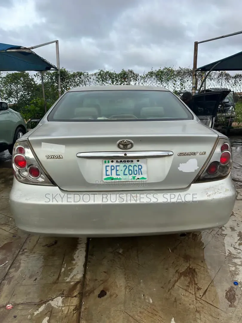 Toyota Camry 2003 Silver
