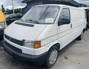 Volkswagen Transporter 2004 White