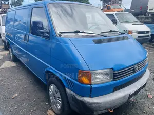 Volkswagen Transporter 2004 Blue