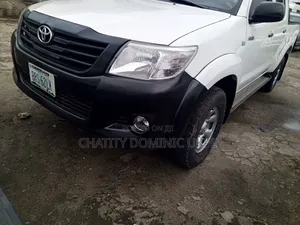 Toyota Hilux 2.0 VVT-i 2012 White