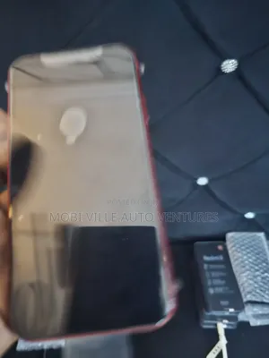 Apple iPhone XR 128 GB Red