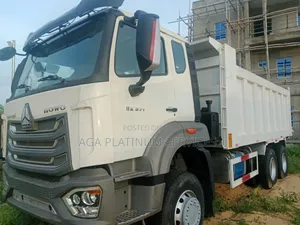 Howo Sino Just Cleared Nx 371 2015 White