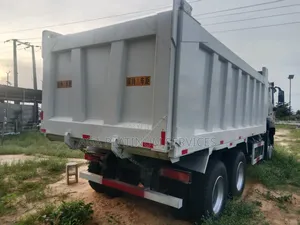 Howo Sino Just Cleared Nx 371 2015 White