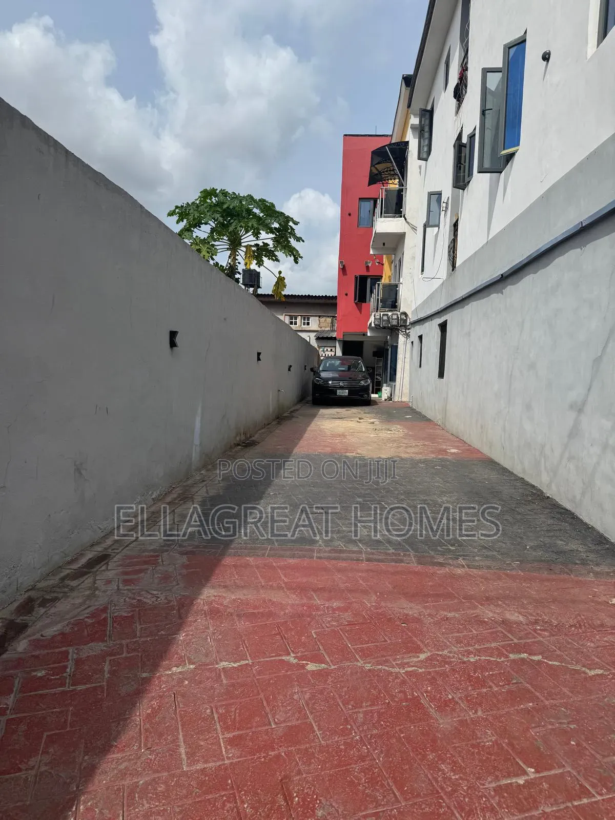 Service Apartment