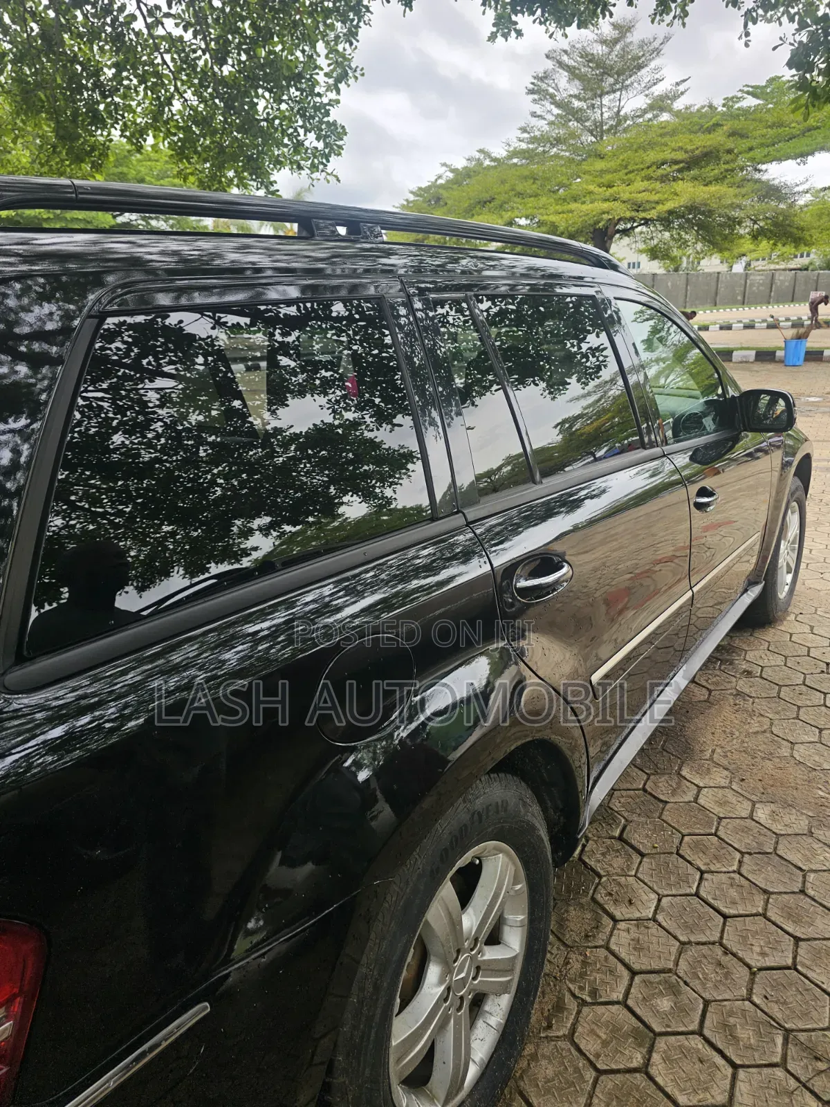Mercedes-Benz GL-Class 2009 Black