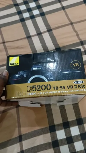 Nikon D5200 Camera Vr Kit
