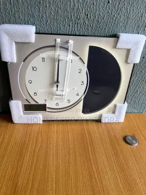 New Modern Luxury Frame Wall Clock