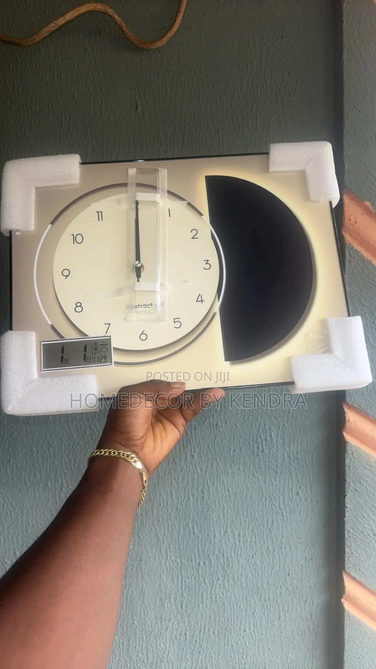 New Modern Luxury Frame Wall Clock