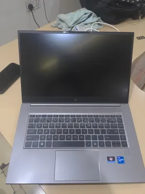 Laptop HP ZBook Studio G8 32GB Intel Core i7 SSD 500GB
