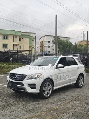 Mercedes-Benz M Class ML350 4MATIC 4dr SUV AWD (3.5L 6cyl 7A) 2015