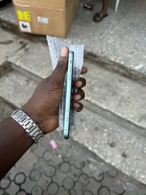 Apple iPhone 11 64 GB Green