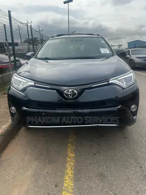 Toyota RAV4 Limited AWD (2.5L 4cyl 6A) 2017 Black