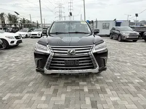Lexus LX 570 AWD 2018 Black