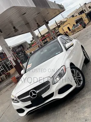 Mercedes-Benz C300 Luxury 4Matic Sedan AWD (2.0L 4cyl 7A) 2016 White