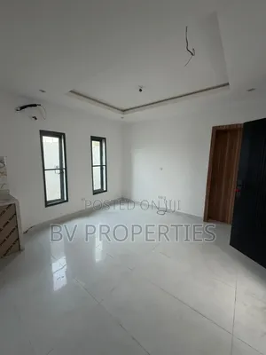 Mini Flat in Atlantic View Estate, Lekki Phase 2 for rent