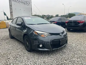 Toyota Corolla 2015 Gray