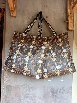 Shopping Bag