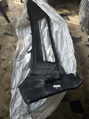 Frontbumper Camry 012 Available
