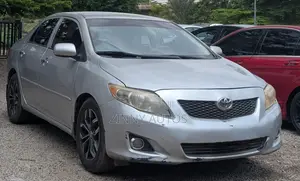 Toyota Corolla 2010 Silver