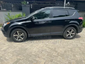 Toyota RAV4 2018 Gray