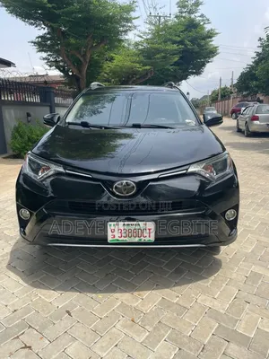 Toyota RAV4 2018 Gray