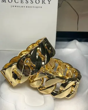 Chunky Bangles