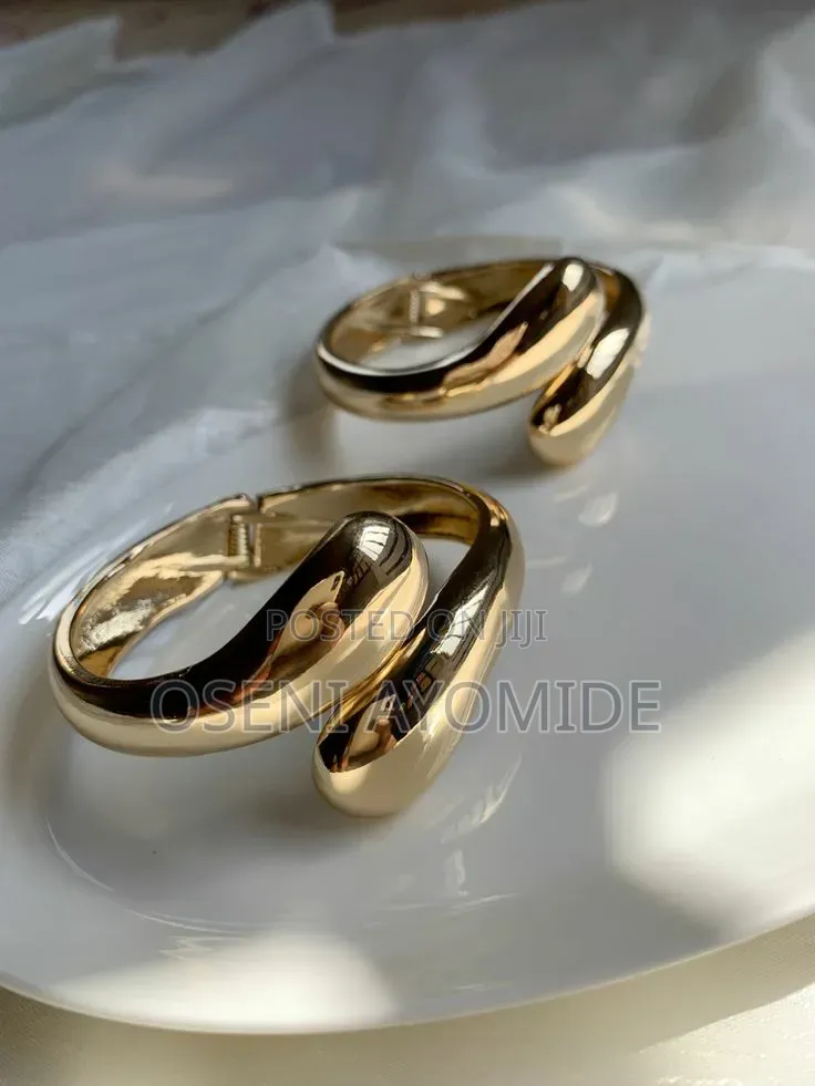 Chunky Bangles