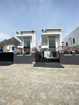 5bdrm Duplex in Sangotedo for sale