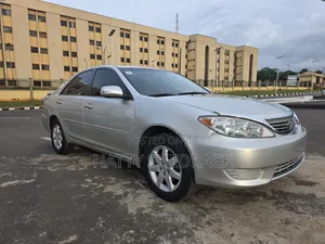 Toyota Camry 2006 Silver