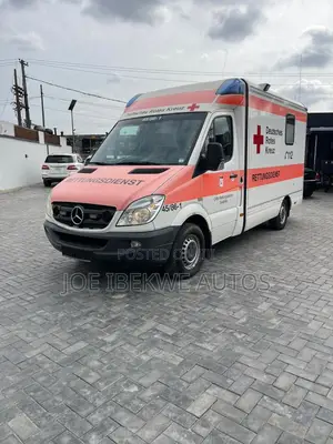 Mercedes-Benz Sprinter 2012 White