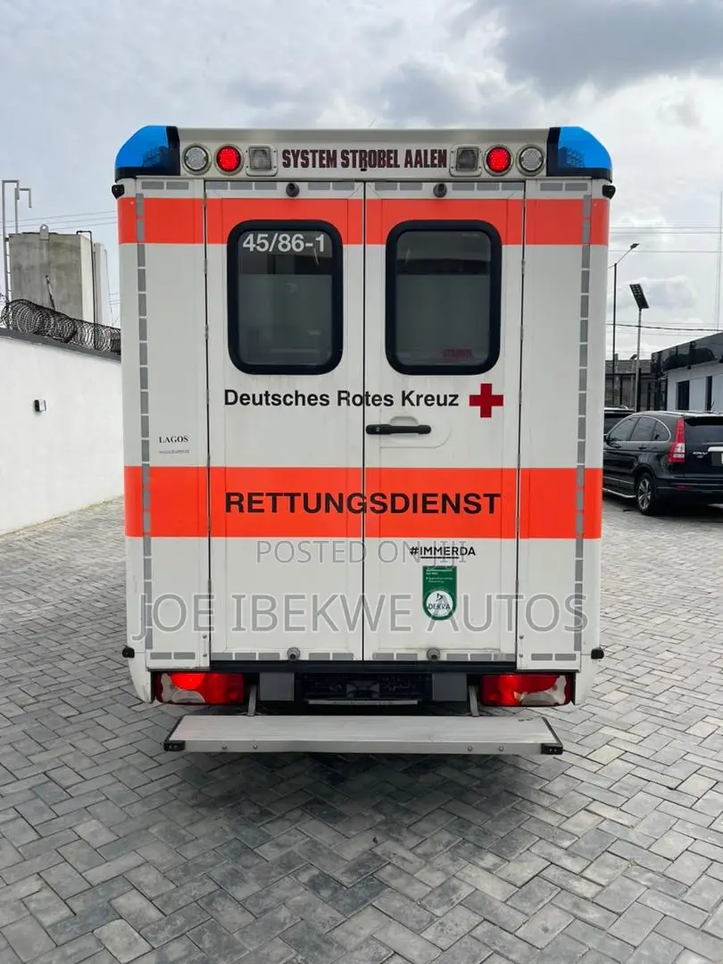 Mercedes-Benz Sprinter 2012 White