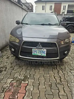 Mitsubishi Outlander Sport SE 2011 Beige