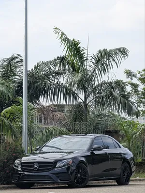 Mercedes-Benz E300 2018 Black