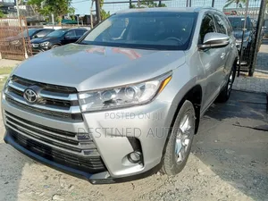 Toyota Highlander Limited Platinum 4x2 V6 (3.5L 6cyl 8A) 2018 Silver