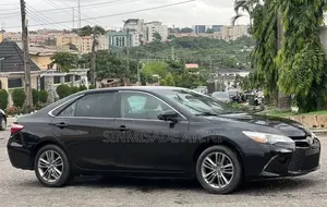 Toyota Camry LE 4dr Sedan (2.5L 4cyl 6A) 2016 Black