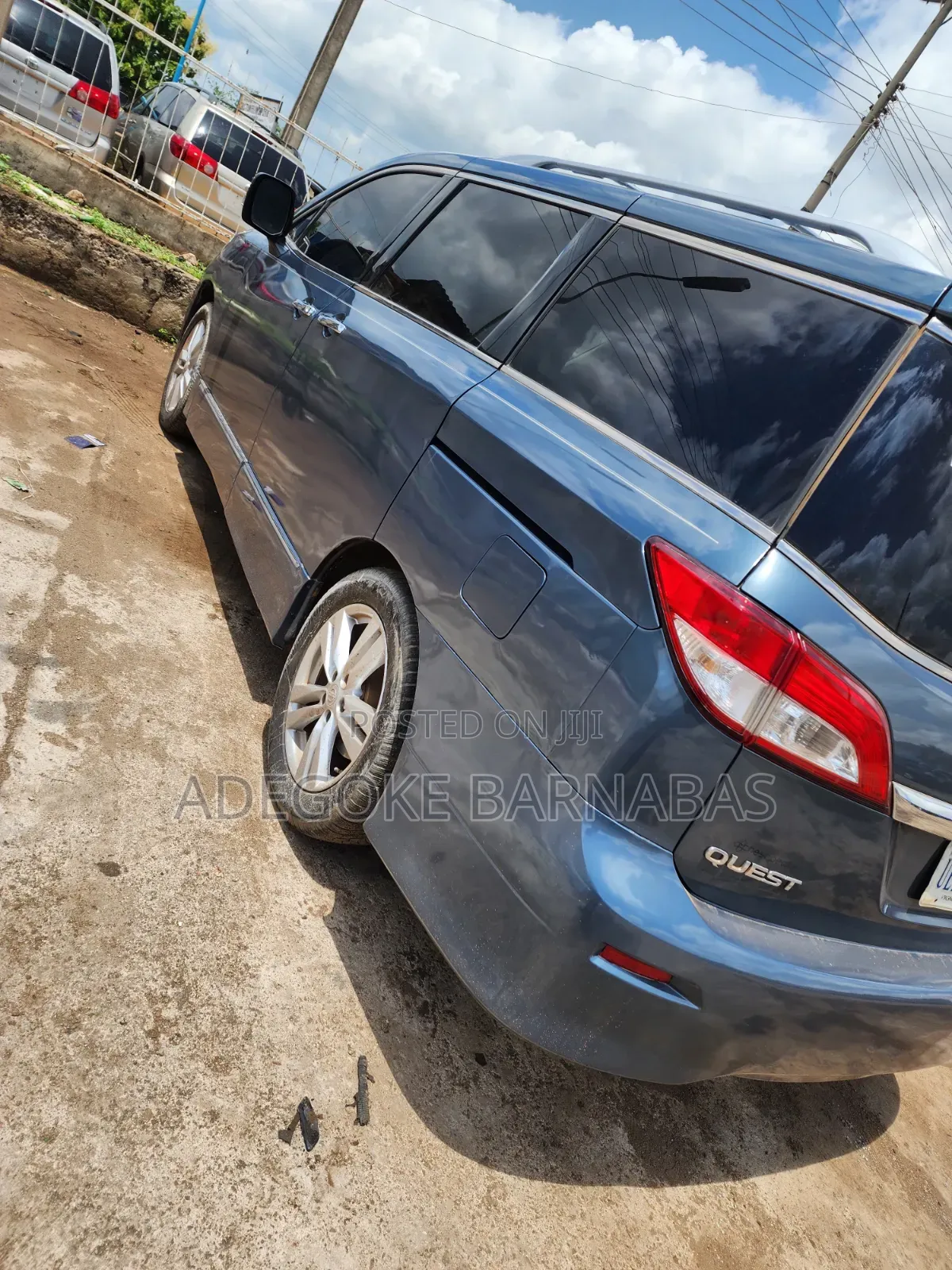 Nissan Quest LE 2011 Green