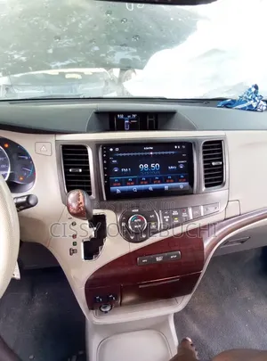 Toyota Sienna Android Player