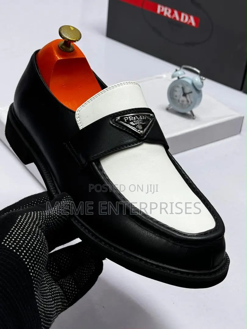 Flat-Prada—