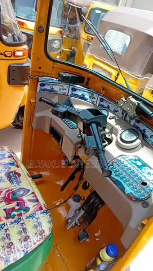 TVS 2018 Yellow