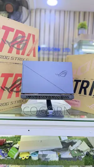Laptop Asus ROG Strix G16 G614 16GB Intel Core i9 SSD 1T