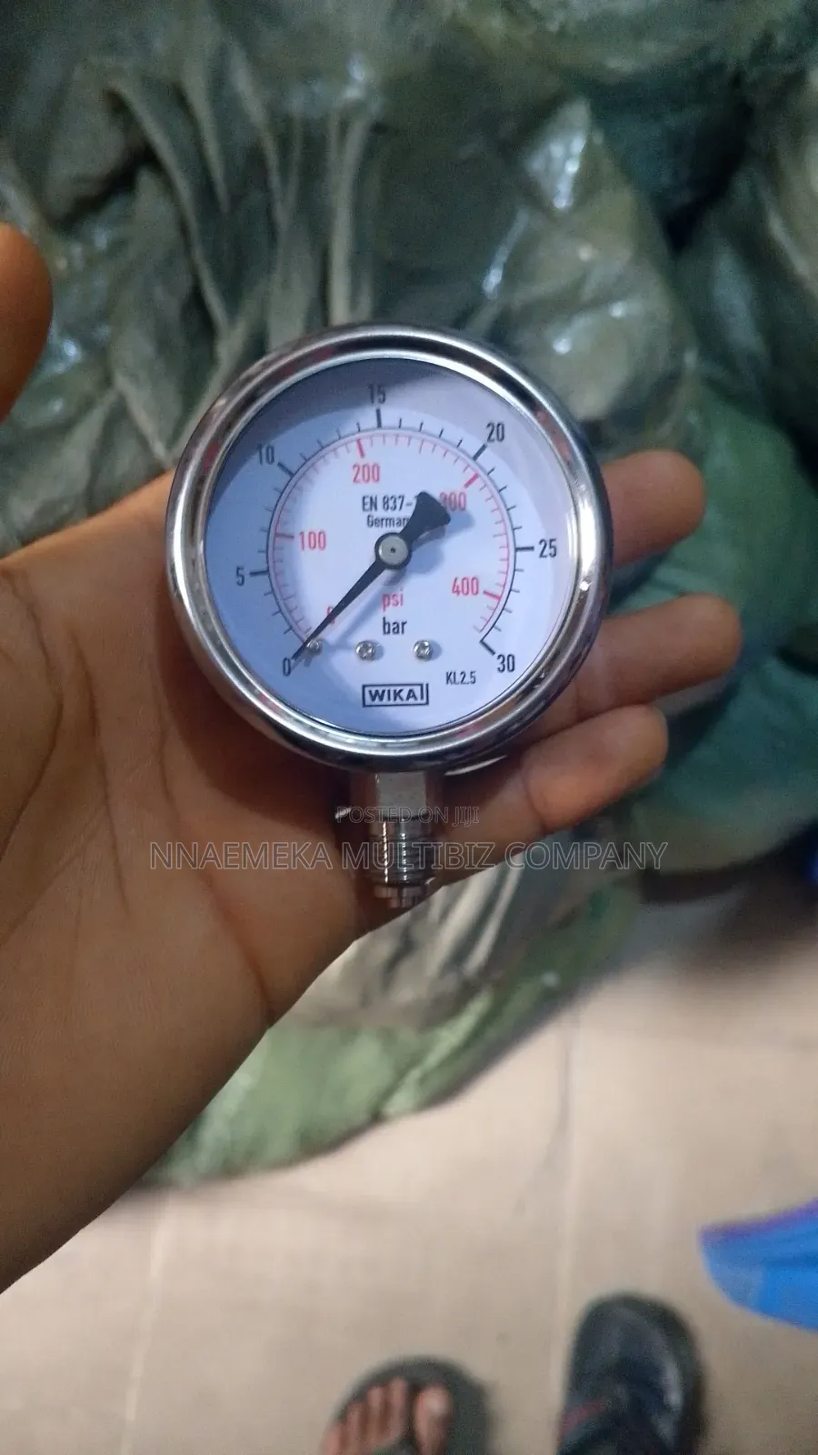 Pressure Gauge 30bar 4"
