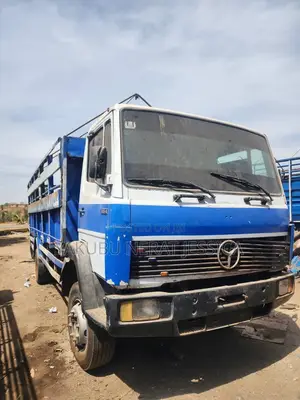 1114 Truck