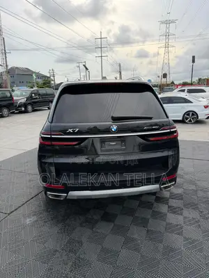 BMW X7 xDrive40i AWD 2024 Black