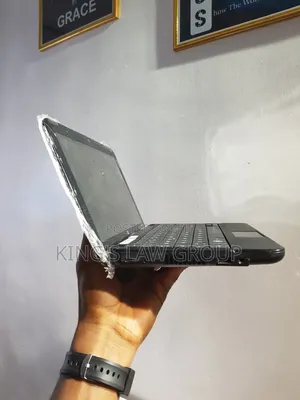 Laptop HP 2GB Intel Atom HDD 160GB