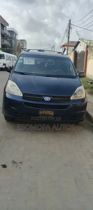 Toyota Sienna CE 2005 Blue