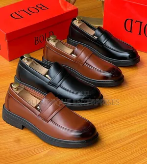 Black Shoes for Men Available in Size 40-45